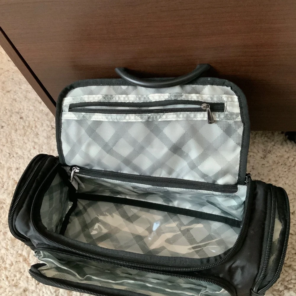 Lug Cosmetic Case - Trolley